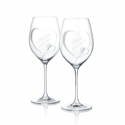 Romantic dva svadobné poháre na víno